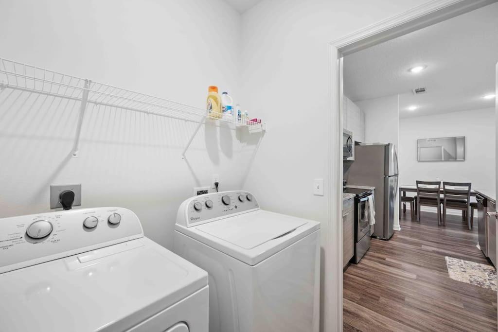 Lavish 2Br Apartment In Tampa Ngoại thất bức ảnh